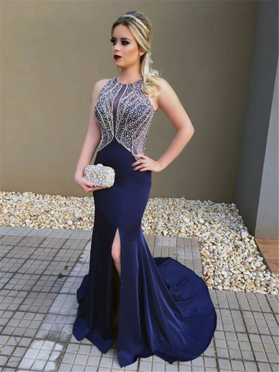 Elegant Beads Crystals Royal Blue Prom Dresses Sexy Open Back Evening Party Dresses With Slit Robe De Soiree
