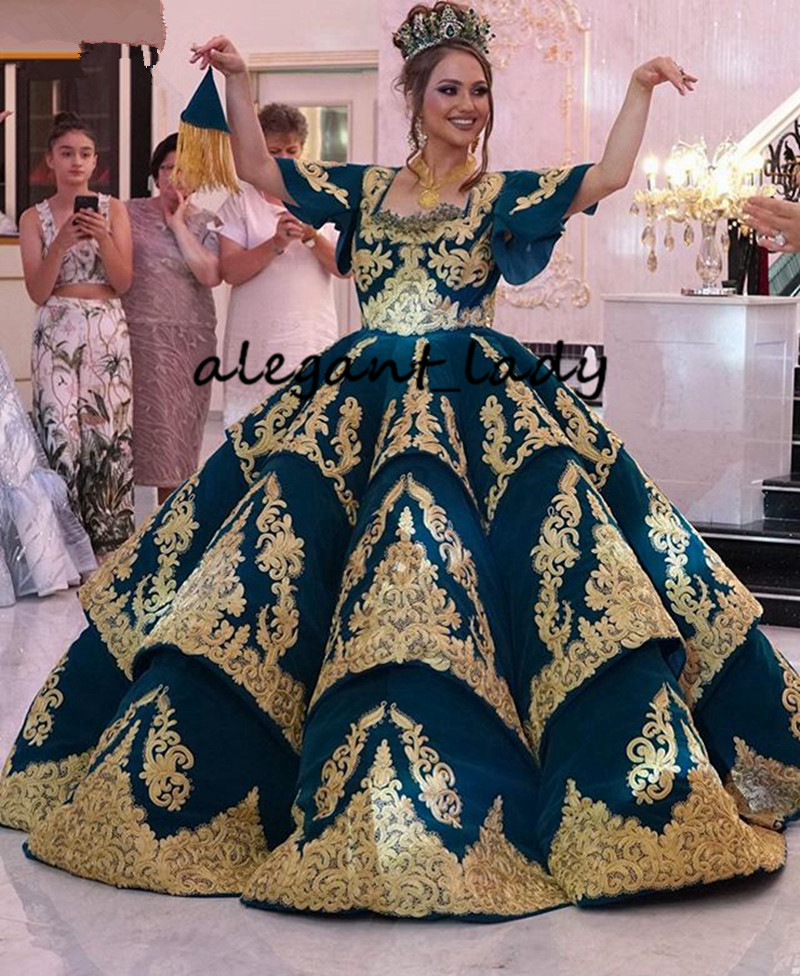 Puffy Short Sleeves Arabic Dubai Wedding Dresses 2020 Plus Size Luxury Sparkly Gold Lace Applique Tiered Ruffles Bride Wedding Gown