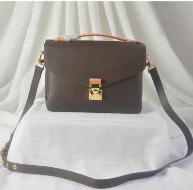 Wholesale New Real Genuine Leather Lady Messenger Bag Fashion Satchel designer handbags Bag Handbag Presbyopic Package Mobile Phone Purse, Cofffe letter
Wholesale New Real Genuine Leather Lady Messenger Bag Fashion Satchel designer handbags Bag Handbag Presbyopic Package Mobile Phone Purse, Cofffe letter