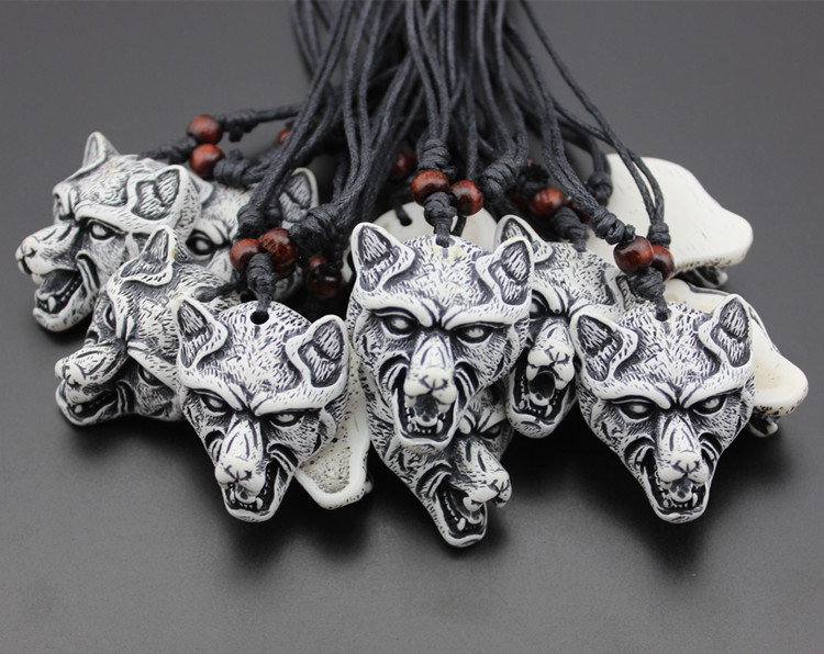 COOL 12PCS Boy Men's Imitation Yak Bone Carving White Wolf Head Pendants Amulets Necklaces Gift MN304, Silver
COOL 12PCS Boy Men's Imitation Yak Bone Carving White Wolf Head Pendants Amulets Necklaces Gift MN304, Silver