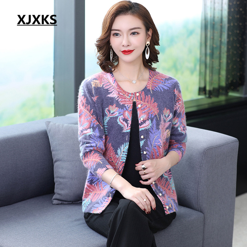 XJXKS Women Print Sweater Cardigan Spring Winter 2020 New Plus Size High Quality Mink Cashmere Knitted Sweater Women Cardigan, Navy blue
XJXKS Women Print Sweater Cardigan Spring Winter 2020 New Plus Size High Quality Mink Cashmere Knitted Sweater Women Cardigan, Navy blue