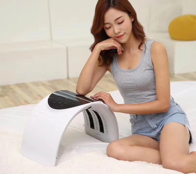 7 Colors LED Facial Mask PDT Light Therapy Moisture Spray Spectrometer Cold Compres Red And Blue Light Beauty P.D.T Lamp
