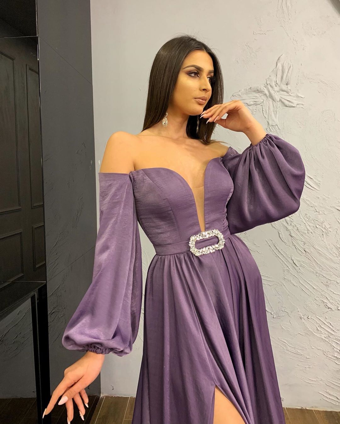Sexy High Split Evening Dresses Off Shoulder Long Sleeve Satin Prom Dress With Belt Backless Formal Long Party Gowns