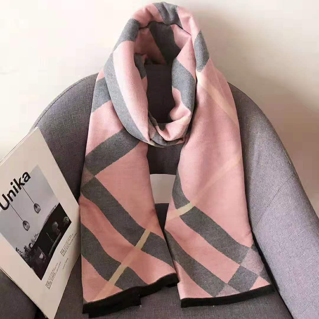Wholesale- cashmere blended texture, soft and warm, exquisite and beautiful workmanship, can show noble and show the atmospher
Wholesale- cashmere blended texture, soft and warm, exquisite and beautiful workmanship, can show noble and show the atmospher