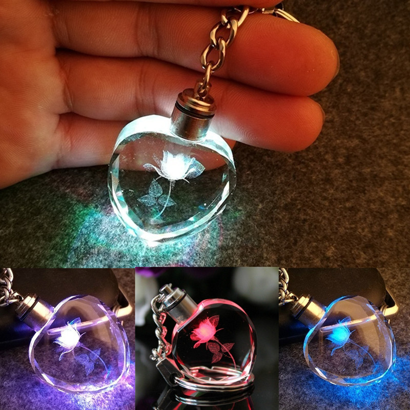 Fashion Rose Heart Crystal Key Flashlight Chains Key Rings Holder Changing Multicolor LED Lights Couple KeyChain от DHgate WW