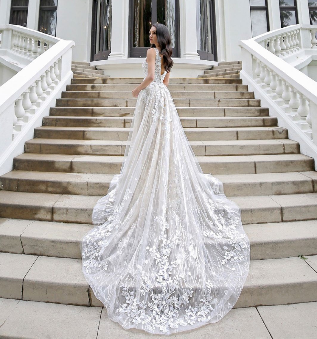 Mermaid Wedding Glamorous Dresses With Detachable Train V Neck Lace Backless Bridal Gowns Tulle Appliqued Trumpet Robe De Marie