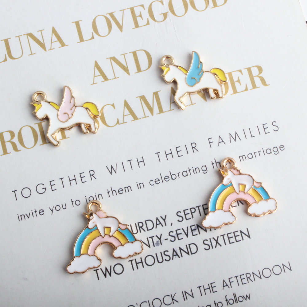 Cartoon Animal Horse Rainbow Enamel Alloy Gold Plated Color Charms Pendants for Handmade Diy Earrings Necklace Key Chain Jewelry Accessories, Bronze;silver
Cartoon Animal Horse Rainbow Enamel Alloy Gold Plated Color Charms Pendants for Handmade Diy Earrings Necklace Key Chain Jewelry Accessories, Bronze;silver