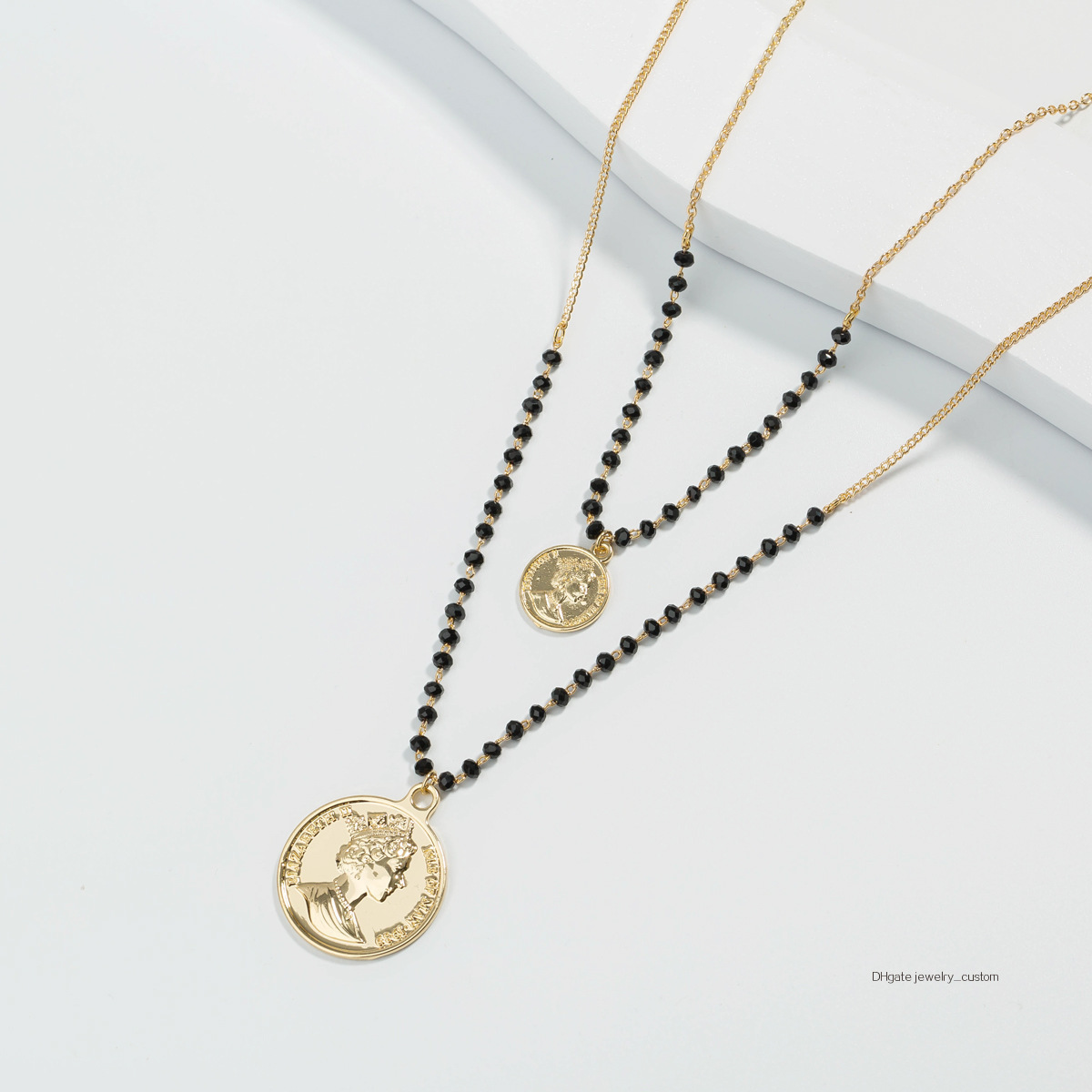 Multi-storey Ornaments Necklace Black Manual Bead Chain Golden Britain Empress Coin Pendeloque Cut Necklace Woman
Multi-storey Ornaments Necklace Black Manual Bead Chain Golden Britain Empress Coin Pendeloque Cut Necklace Woman