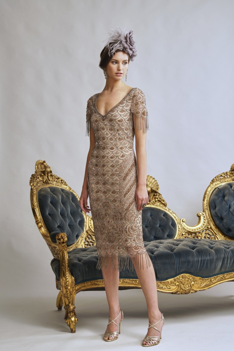 Jillharvey Sheath Mother of The Bride Dresses V Neck Wedding Guest Dress Short Sleeve Beads Tassel Knee Length Evening Gowns 0508