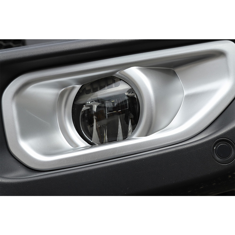 ABS Front Bumper Fog Light Decoration Silver For Jeep Wrangler JL Sahara Sport 2018+ Auto Internal Accessories