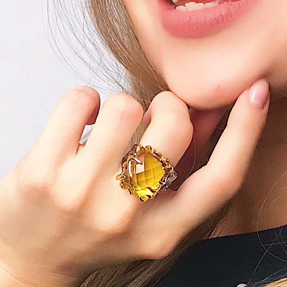 Multi Cut Irregular Golden stones Ring Fantastic Jewelry For party 2 Tone Unique design Rings Women's Jewellery
Multi Cut Irregular Golden stones Ring Fantastic Jewelry For party 2 Tone Unique design Rings Women's Jewellery