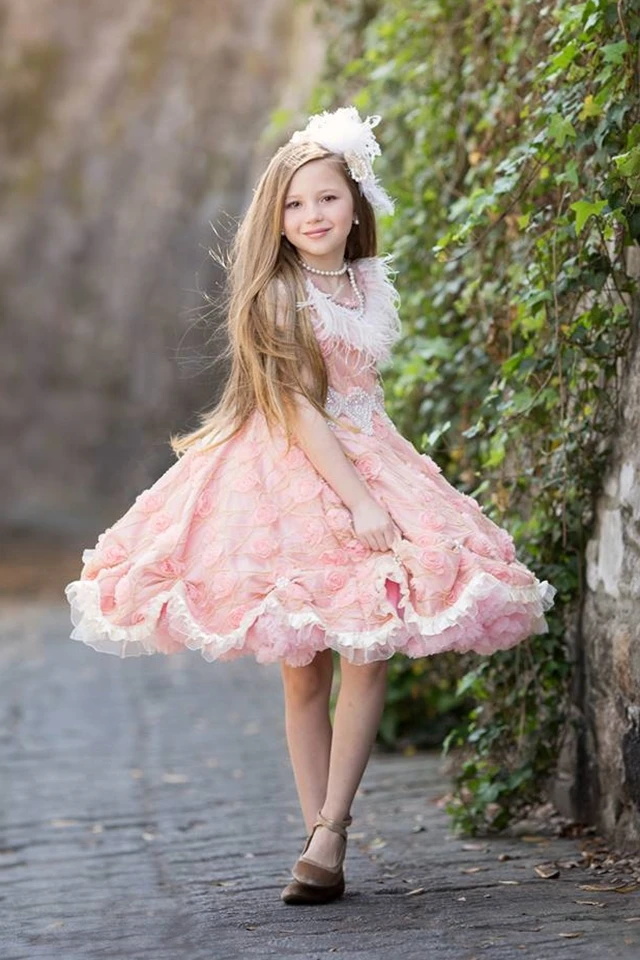 Cute Flower Girl Dresses for Weeding Pink Knee Length Beautiful Appliqued Lace Beaded Dress Girls Formal Pageant Gowns
