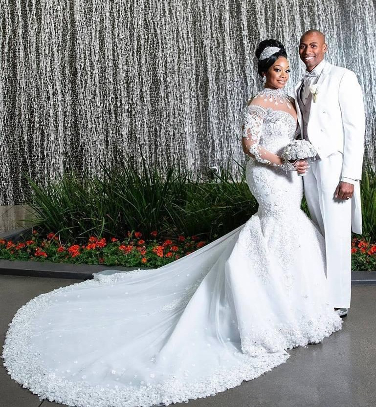 Plus Size Mermaid Wedding Dresses Beaded High Neck Lace Appliqued Long Sleeves Bridal Gowns Chapel Train Tulle Trumpet Robe De Marie