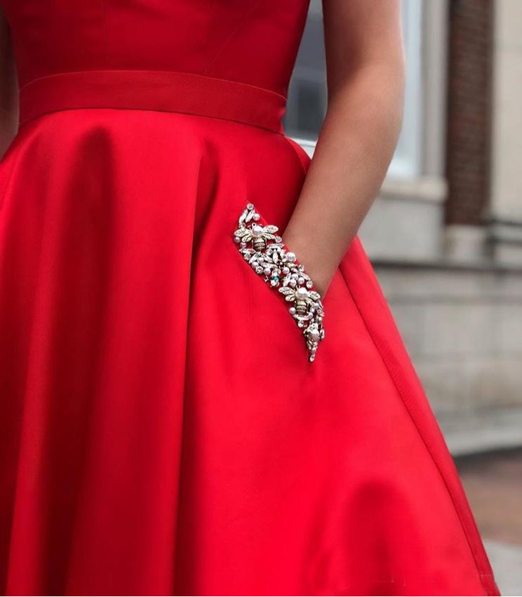 Elegant Satin 2019 Prom Dresses With Pocket Red Diamond V-Neck Sleeveless Party Gowns Backless Cheap Formal Gowns Vestido De Festa