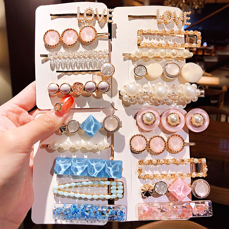 3/5PCS/Set Ins New Women Girls Elegant Pearls Geometric Hairpins Sweet Headband Hair Clips Barrettes Fashion Hair Accessories
3/5PCS/Set Ins New Women Girls Elegant Pearls Geometric Hairpins Sweet Headband Hair Clips Barrettes Fashion Hair Accessories