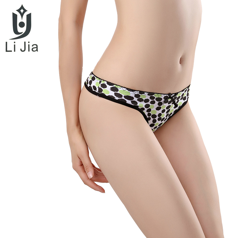 1Pcs Sexy Panties Dot Pattern Fashion Women Thongs and G Strings Temptation Comfortable Breathable 95% Cotton Underwear Women, Blue
1Pcs Sexy Panties Dot Pattern Fashion Women Thongs and G Strings Temptation Comfortable Breathable 95% Cotton Underwear Women, Blue