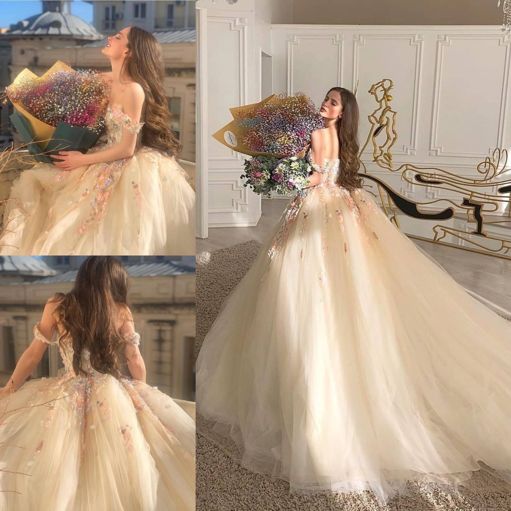 Lace Beaded Amazing Wedding Dresses Off The Shoulder Neck Flower Appliqued Bridal Gowns Sweep Train Tulle Robe De Marie