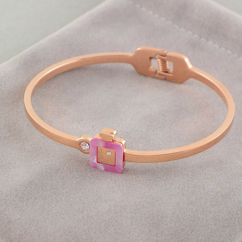 Wholesale- Pink Colour Shell Bridal Bracelet Silver Lovers Love Bracelet Hand Decorate Titanium Steel Bangles Gold Cuff Bangle Bracelets
Wholesale- Pink Colour Shell Bridal Bracelet Silver Lovers Love Bracelet Hand Decorate Titanium Steel Bangles Gold Cuff Bangle Bracelets