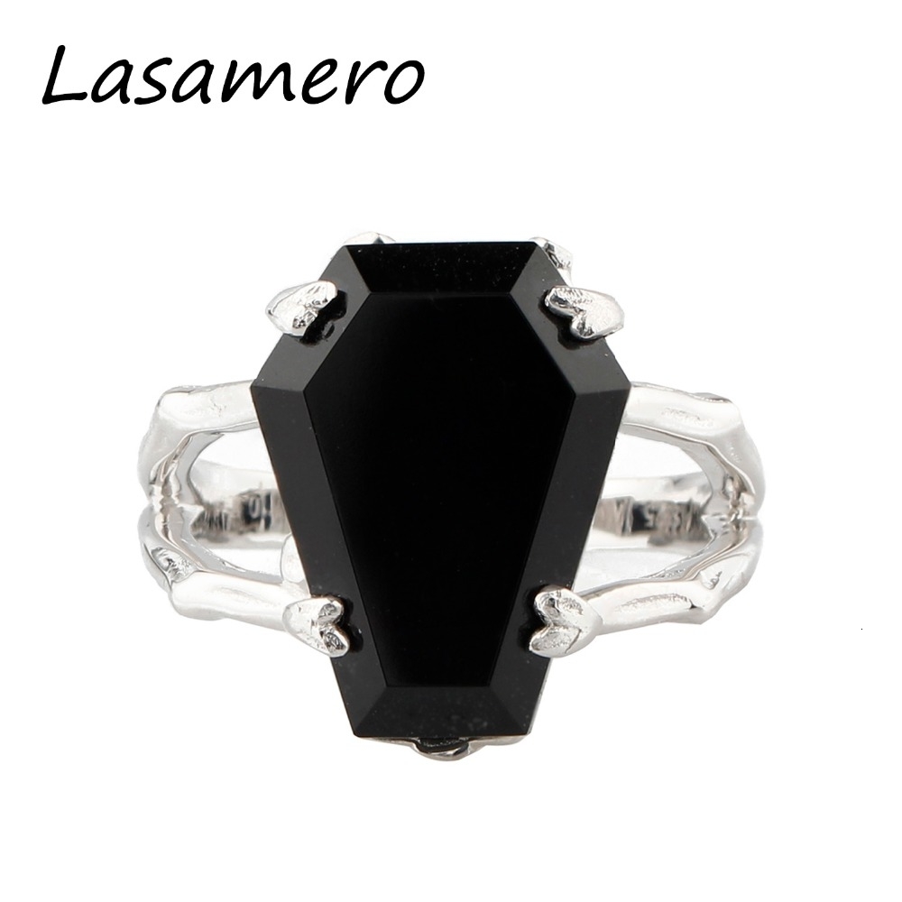 LASAMERO Coffin Shape Natural Onyx Black Agate Gemstone 925 Sterling Silver Skeleton Claws Cross Finger Print Party Ring CJ191128
LASAMERO Coffin Shape Natural Onyx Black Agate Gemstone 925 Sterling Silver Skeleton Claws Cross Finger Print Party Ring CJ191128