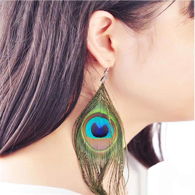 Boho European Ethnic Peacock Feather Earrings for Women Girls Vintage Long Dangle Earring Fashion Party Jewelry
Boho European Ethnic Peacock Feather Earrings for Women Girls Vintage Long Dangle Earring Fashion Party Jewelry