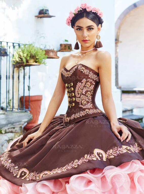 Princess Ball Gown Quinceanera Dresses Sweetheart Puffy Skirt Embroidery Sweet 15 Dress Tulle Lace Prom Gowns Pageant Dress