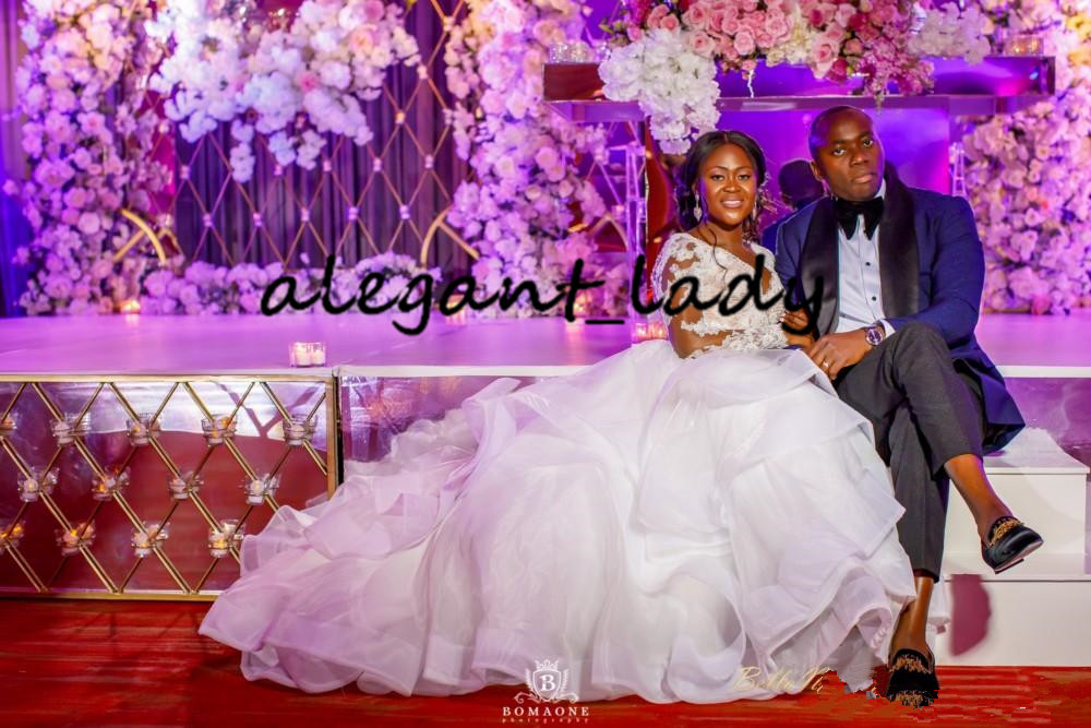 Plus Size Long Sleeve Wedding Dresses 2020 Modern V-neck Lace Applique Puffy Tiered Skirt Princess African Church Wedding Gown
