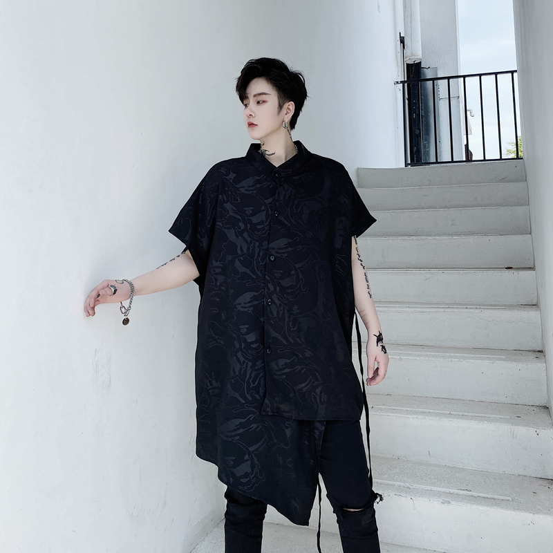 EWQ / summer men's wear asymmetric double-breasted loose personalized oversize short-sleeved printting black shirt tide 9Y2459
EWQ / summer men's wear asymmetric double-breasted loose personalized oversize short-sleeved printting black shirt tide 9Y2459