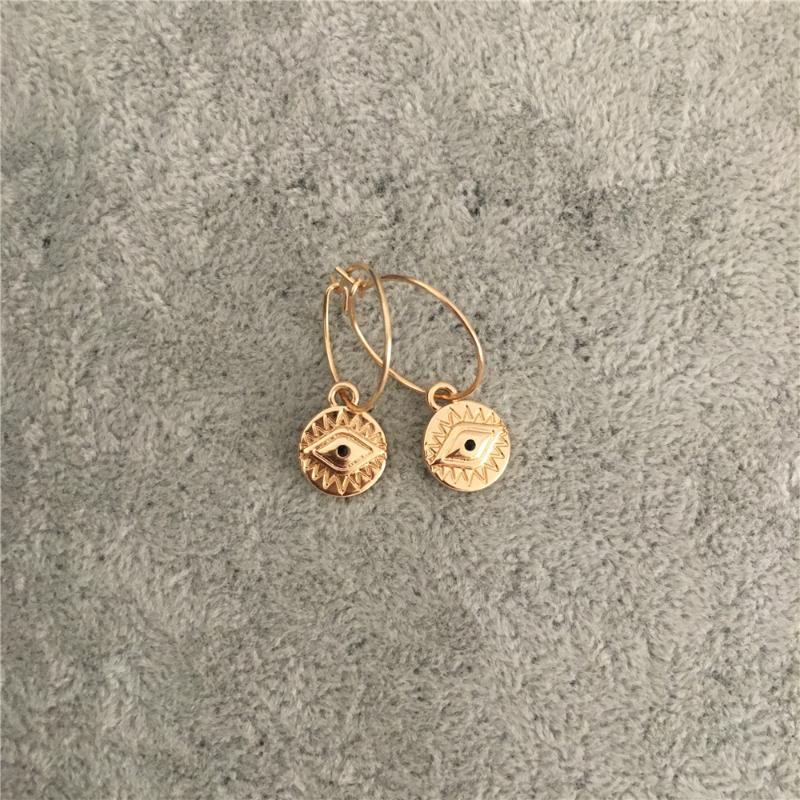 Girly Cute Gold Color Mini Triangle Eye Charm Small Hoop Earrings For Women Girl Minimilism Ear Accessory
Girly Cute Gold Color Mini Triangle Eye Charm Small Hoop Earrings For Women Girl Minimilism Ear Accessory