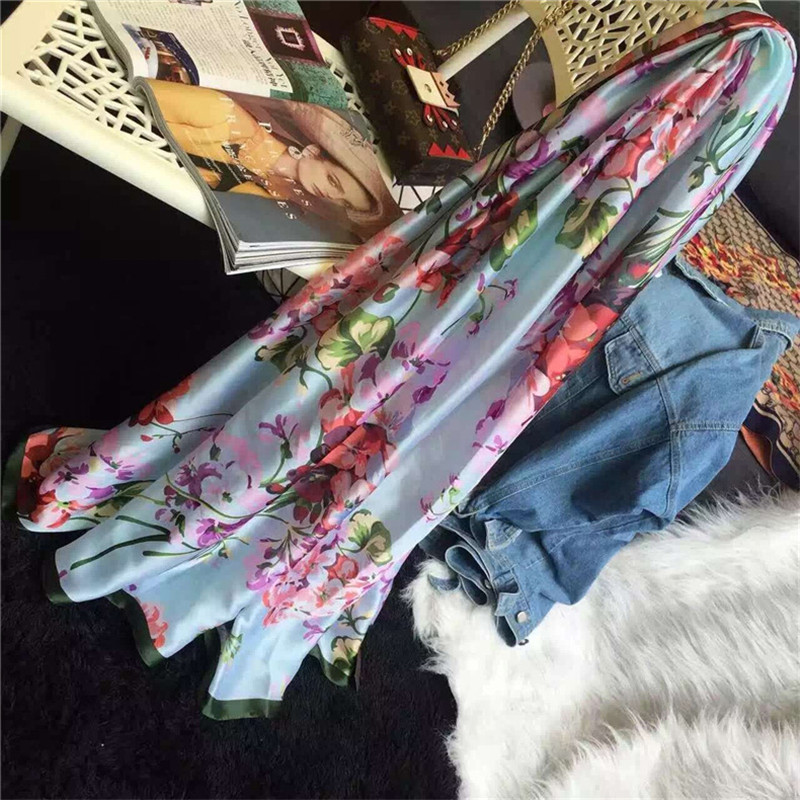2019 spring and summer women's scarf shawl classic elegant flower scarf youth beautiful comfortable wear free of shipping