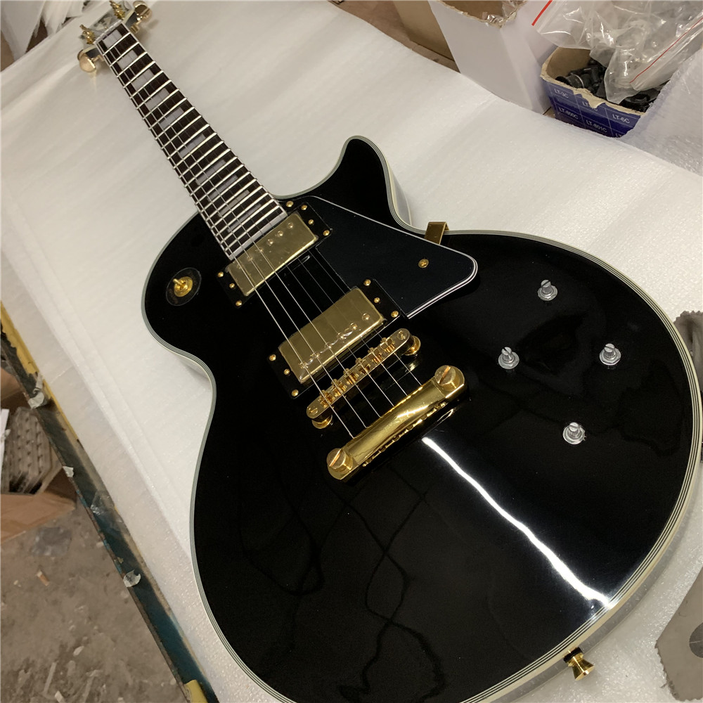 Top Selling Custom Shop Black Beauty Electric Guitar Rose Fingerboard & Fret Bindings, Humbucker Pickups, Black guitars guitarra
Top Selling Custom Shop Black Beauty Electric Guitar Rose Fingerboard & Fret Bindings, Humbucker Pickups, Black guitars guitarra