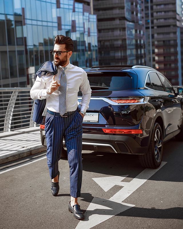Handsome Pinstripe Mens Suit New Fashion Two Pieces Groom Suit Wedding Suits For Best Men Slim Fit Groom Tuxedos For Man