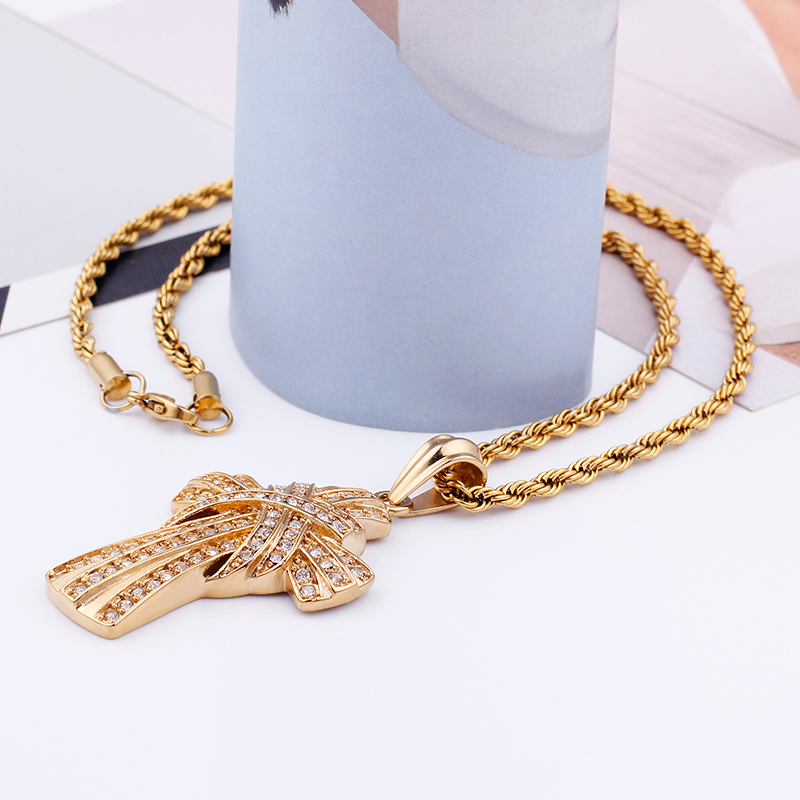 Men Hip Hop Domineering Cross Pendants Necklace 316L Stainless Steel Cubic Zirconia Setting 18K Gold Plated Jewelry