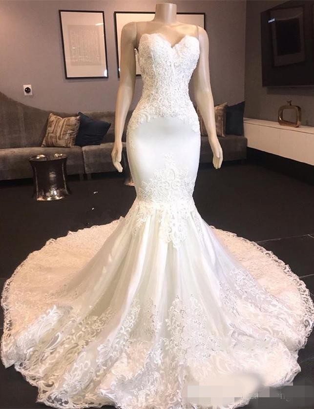 Line Gorgeous A Dresses Sweetheart Neckline Lace Applique Mermaid Detachable Train Crystal Beaded Wedding Bridal Gown Pplique