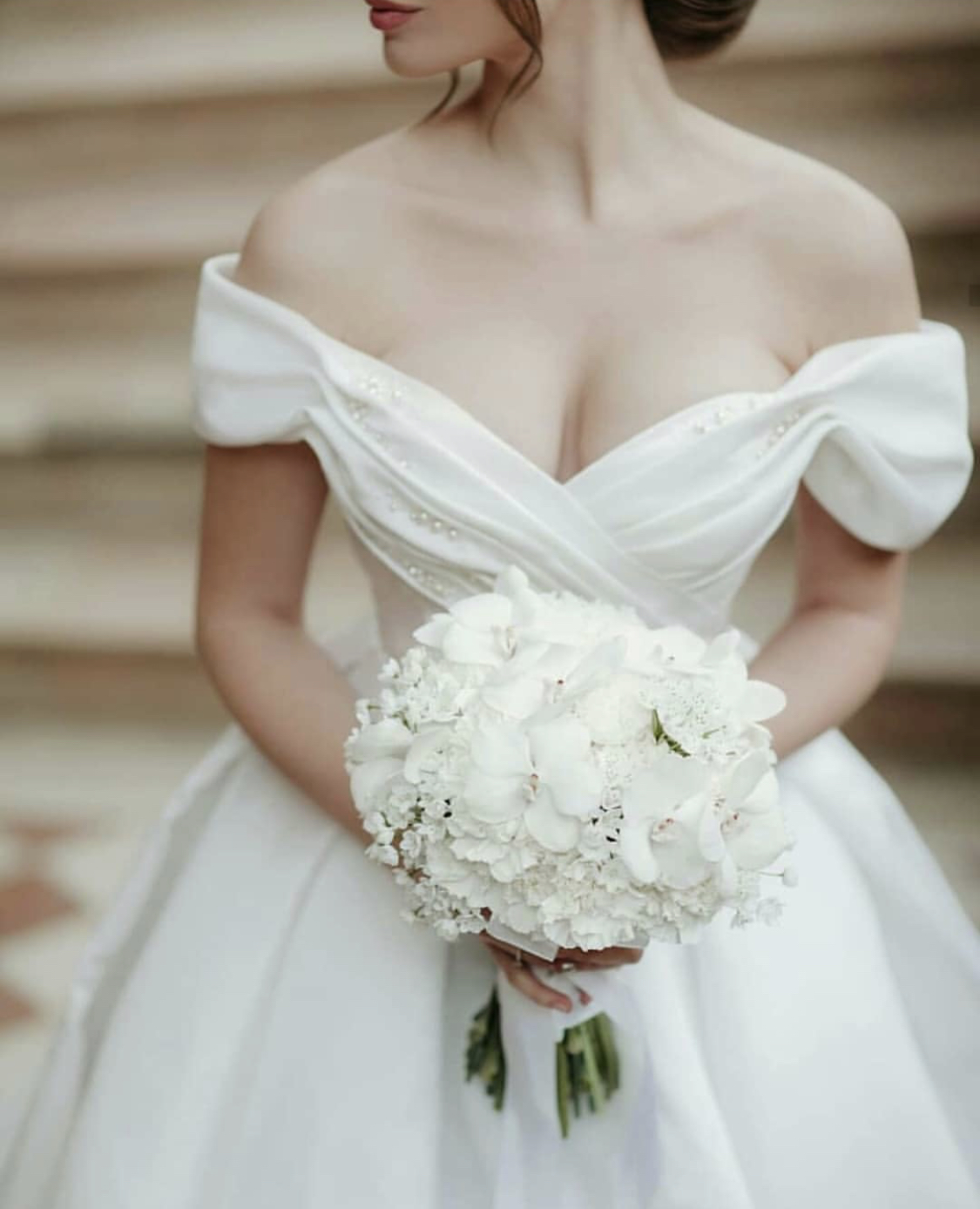 2020 Elegant Satin Wedding Dresses Ruffles Pearls A Line Sweep Train Boho Wedding Dress Custom Made Country Plus Size Bridal Gowns