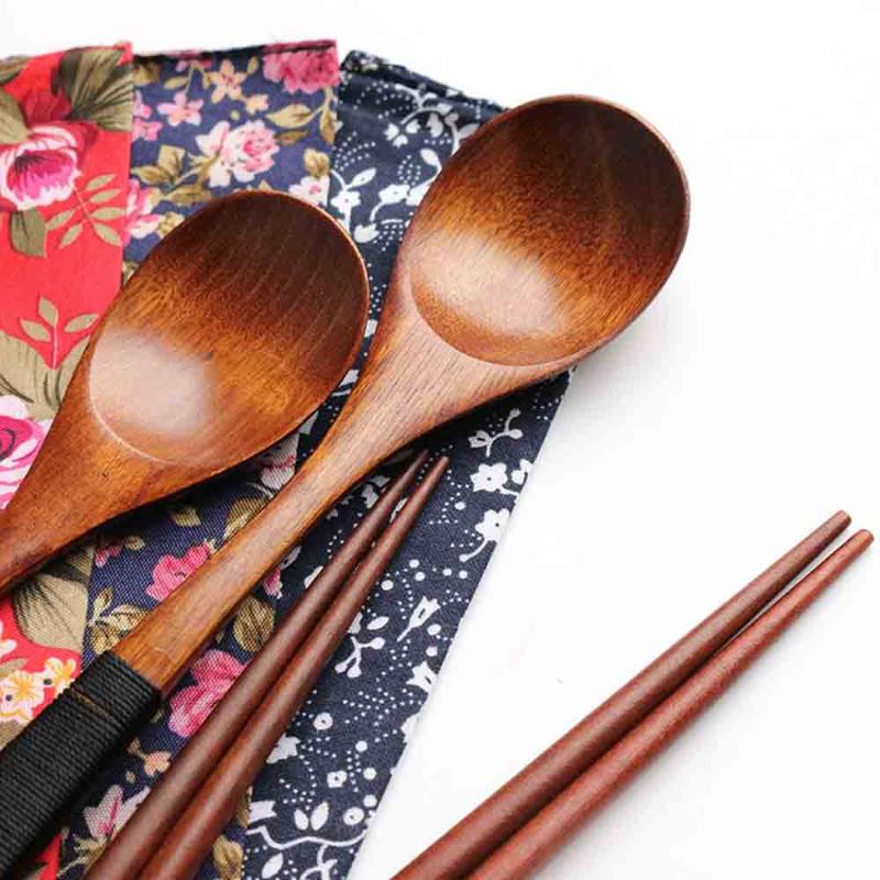 Environmentally Friendly Chinese Chopsticks Portable Wooden Cutlery Sets Wooden Chopsticks And Spoons Travel Suit