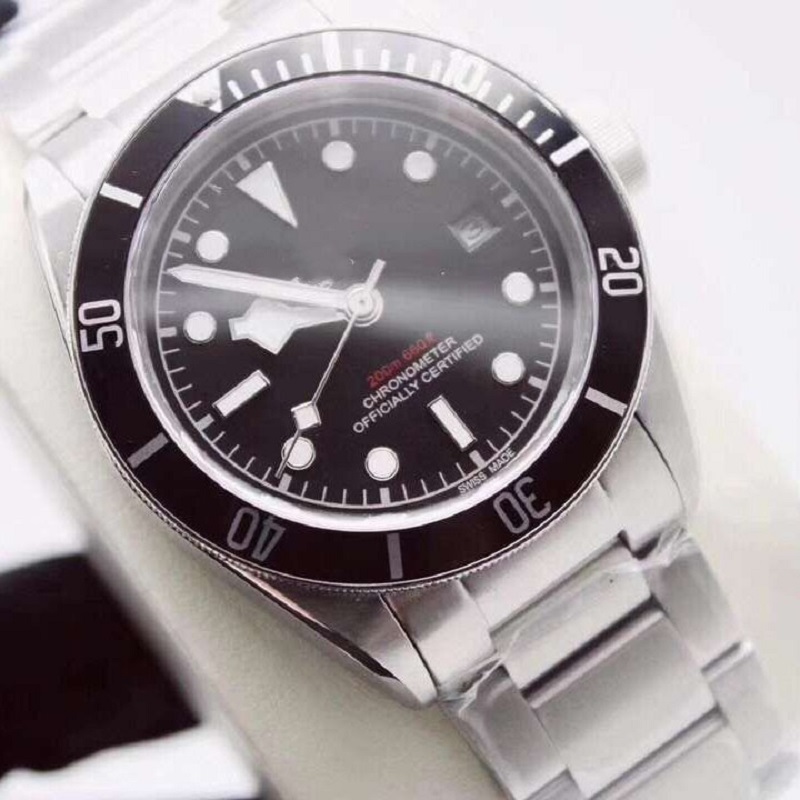 wholesale Luxury 41MM Wristwatch Automatic Miyota 8215 Men Watch Mechanical Sapphire Stainless Steel Luminous Mens watches, Slivery;brown
wholesale Luxury 41MM Wristwatch Automatic Miyota 8215 Men Watch Mechanical Sapphire Stainless Steel Luminous Mens watches, Slivery;brown