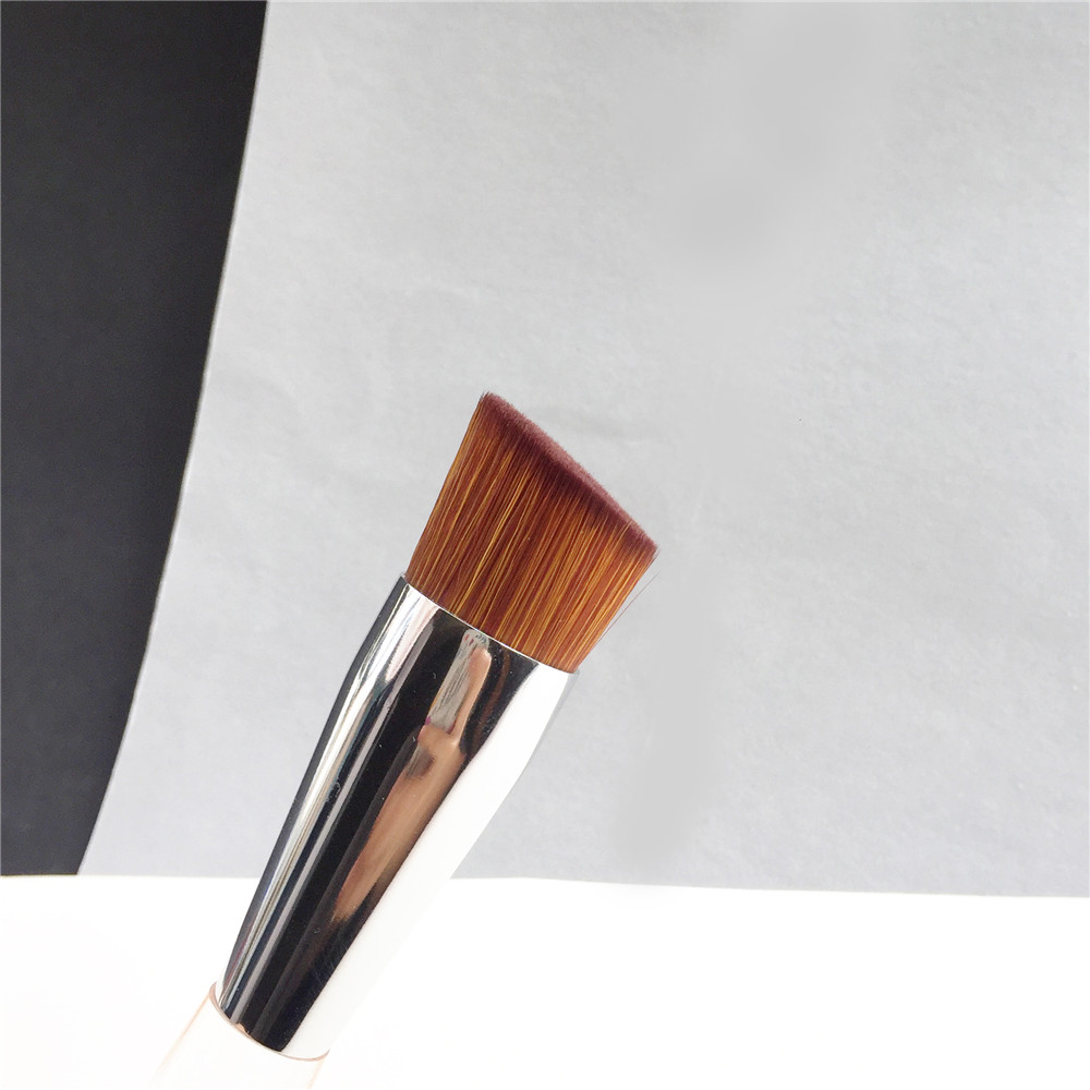 Trish McEvoy Wet/Dry Even Skin / Face Brush - Synthetic Face Foundation Contour Concealer Mineral Powder Makeup Brush Tools
