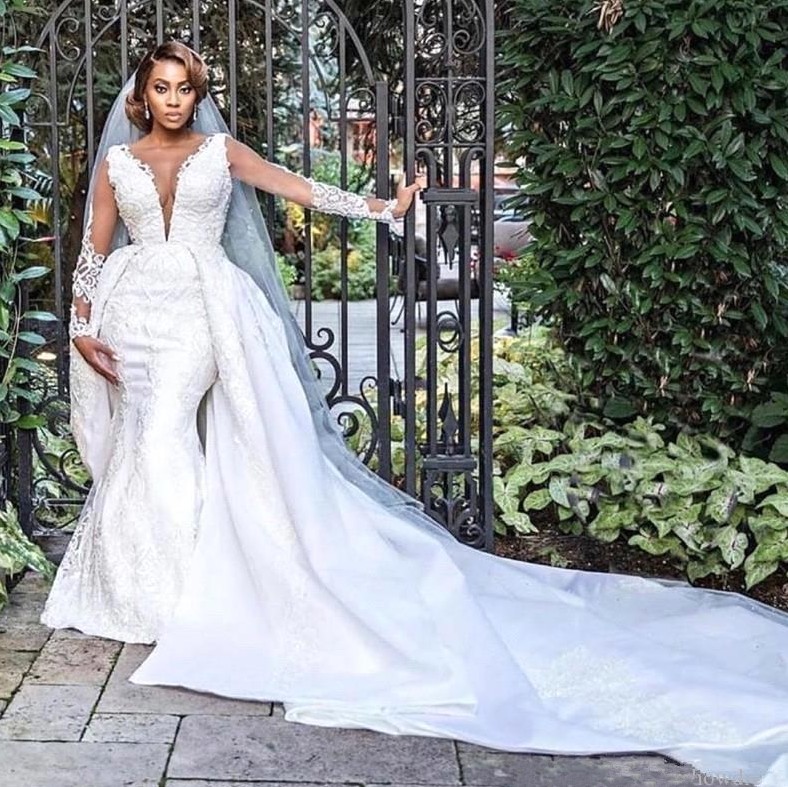 Gorgeous Mermaid Beaded Wedding Dresses With Detachable Train Sheer Deep V Neck Lace Long Sleeves Bridal Gowns Plus Size robes de mariée
