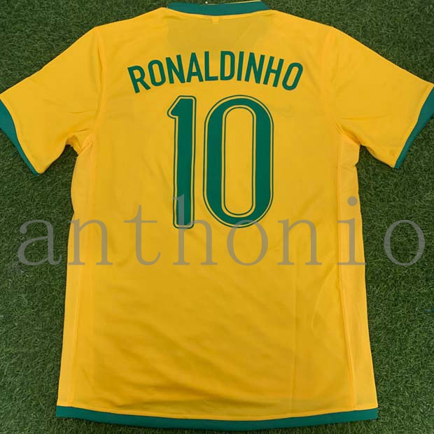 Top 2006 RETRO SOCCER JERSEYS VINTAGE CLASSIC R.CARLOS 3 RONALDINHO 11 RIVALDO 10 KAKA 22 Thailand Quality uniforms Football shirts camiseta, Black;yellow
Top 2006 RETRO SOCCER JERSEYS VINTAGE CLASSIC R.CARLOS 3 RONALDINHO 11 RIVALDO 10 KAKA 22 Thailand Quality uniforms Football shirts camiseta, Black;yellow
