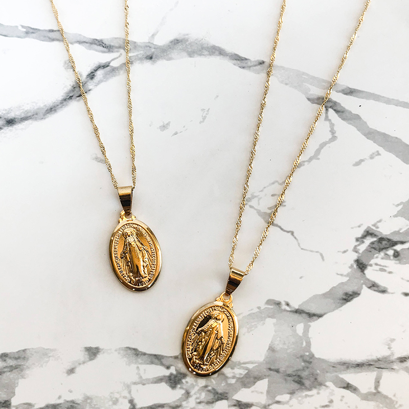 2019 New Virgin Mary Necklace Dainty Gold Medallion Necklace Mother Mary Pendant Woman girl alloy necklace
2019 New Virgin Mary Necklace Dainty Gold Medallion Necklace Mother Mary Pendant Woman girl alloy necklace