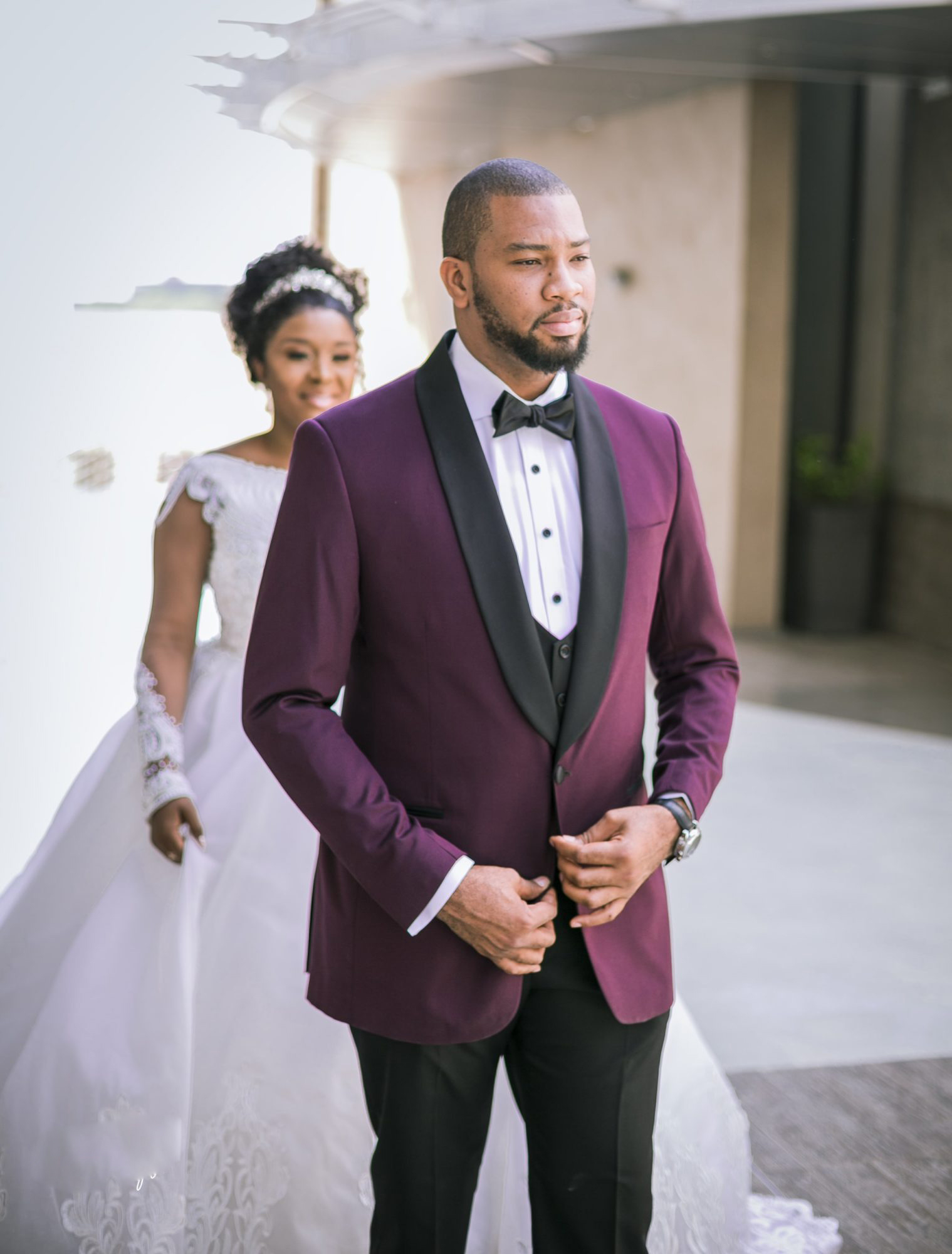 Plus size Men Wedding Tuxedos Suits Burgundy Shawl Lapel One Button Jacket 1 Piece Best Groom Prom Wear Clothes