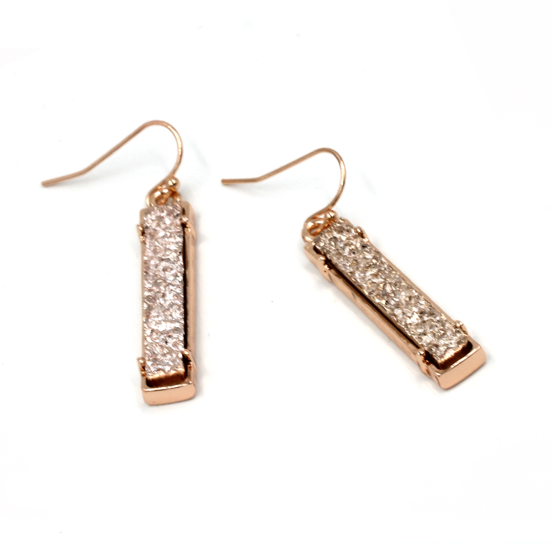 High Polished Alloy Rectangle Resin Stone Inlay Choker Pendant Necklace Mini Long Bar Druzy Pendant Necklace Women Fashion