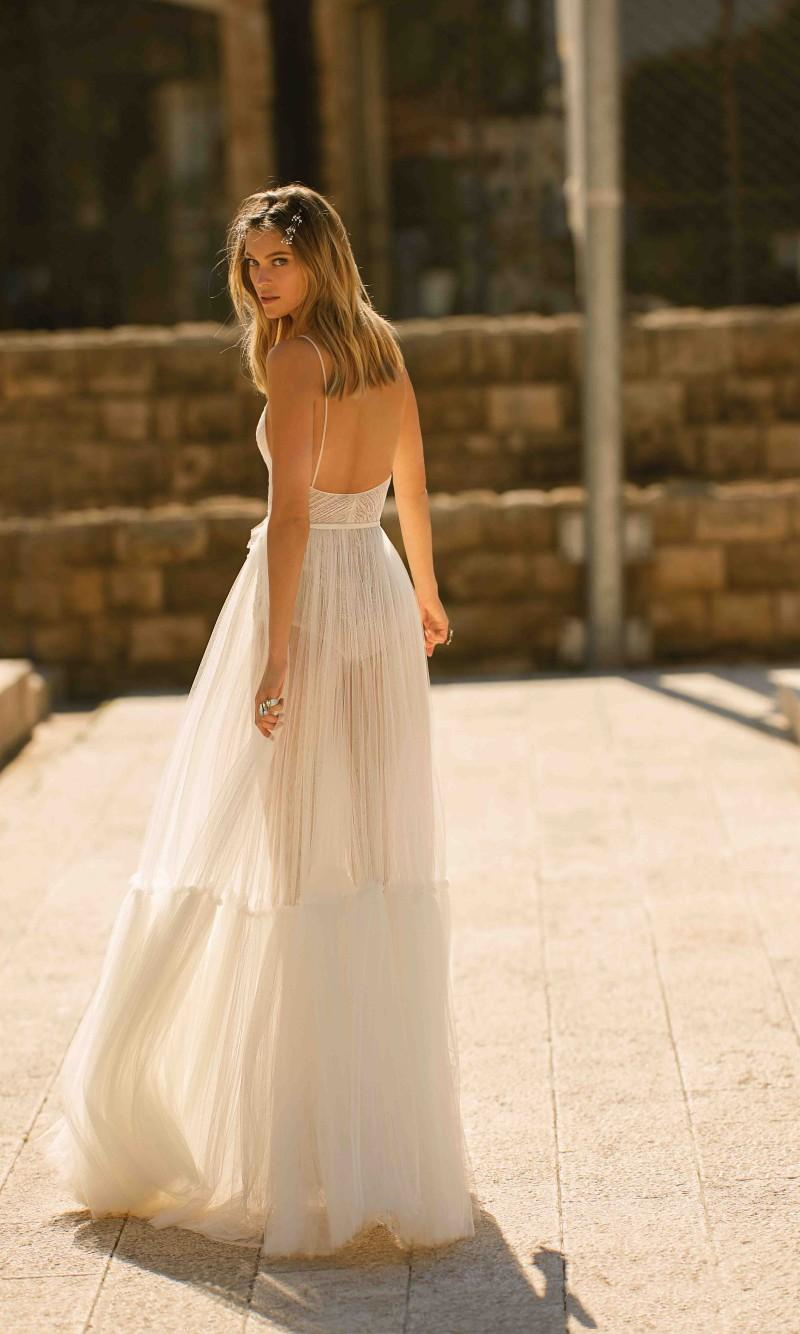 berta new lace dresses appliqued sweep train spaghetti v neck beach wedding gowns custom made boho a e bridal dress