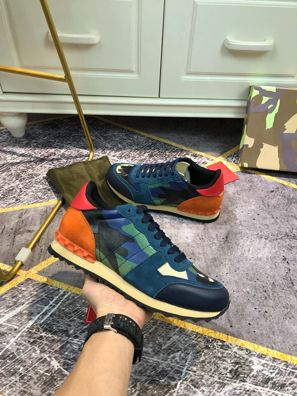 2021 top designer Women Men high-top casual shoes sneakers luxurys ladies lace-up letters sport canvas shoe Couples leather sneaker trainers size 35-45, 01
2021 top designer Women Men high-top casual shoes sneakers luxurys ladies lace-up letters sport canvas shoe Couples leather sneaker trainers size 35-45, 01