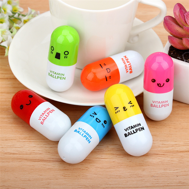 Cute Pill Shape Retractable Ballpoint Pen Kawaii pill shape novelty ballpen Lovely learning stationery Kids toy gifts, Blue;orange
Cute Pill Shape Retractable Ballpoint Pen Kawaii pill shape novelty ballpen Lovely learning stationery Kids toy gifts, Blue;orange