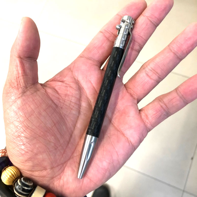 MG Carbon Fiber Self-defense Bolt Action Type Tactical Pen Glass Breaker Outdoor Survival EDC Tool, Black
MG Carbon Fiber Self-defense Bolt Action Type Tactical Pen Glass Breaker Outdoor Survival EDC Tool, Black