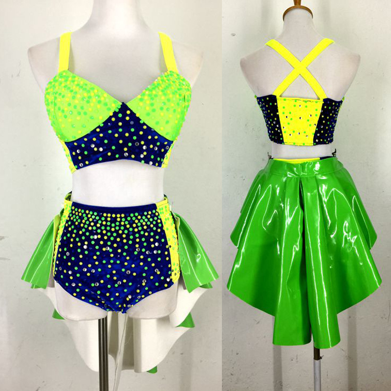 Multicolor Sexy Fluorescent Hot Rhinestone Bikini Set Bar Nightclub DJ DS Female Singer Pole Dance Performance Clothing DWY3267, 3 pieces set
Multicolor Sexy Fluorescent Hot Rhinestone Bikini Set Bar Nightclub DJ DS Female Singer Pole Dance Performance Clothing DWY3267, 3 pieces set