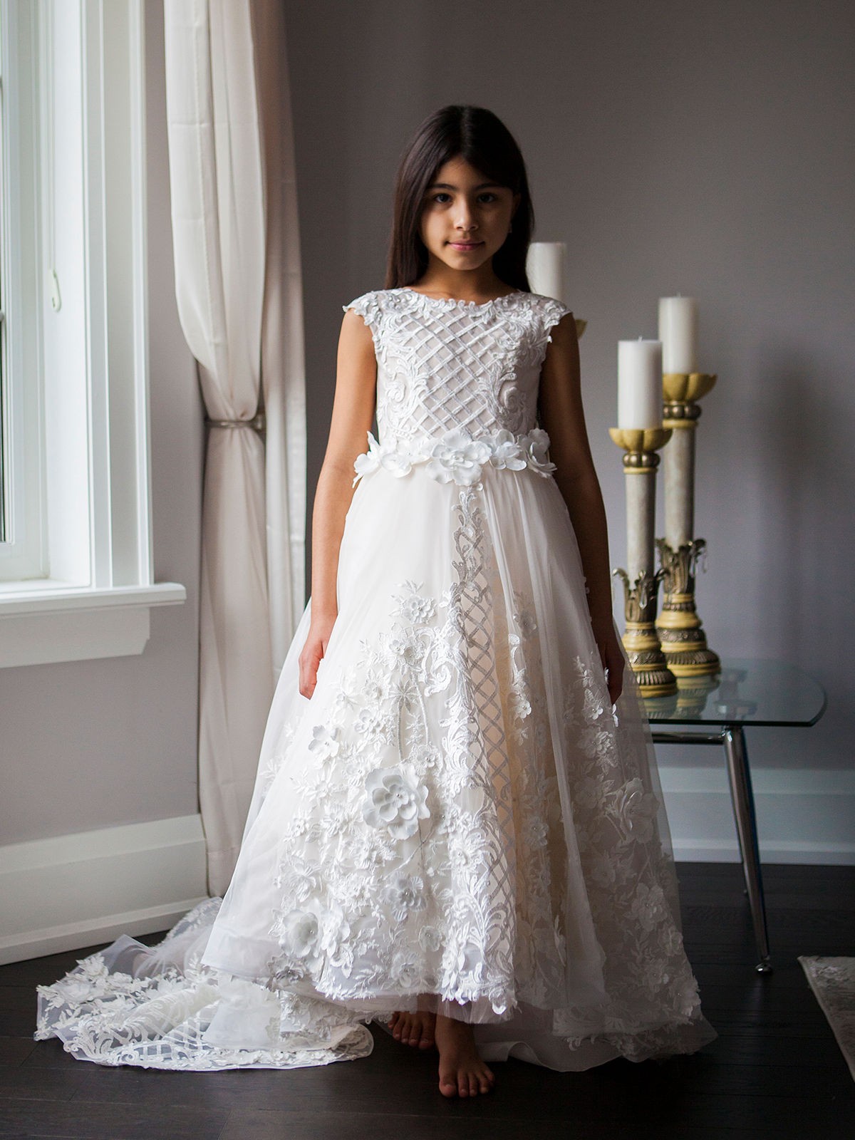 Cheap Ivory Flower Girl Dresses With Lace Pearls A Line Jewel Neck Girls Pageant Dress Custom Made Cap Sleeves Kids Formal Gown