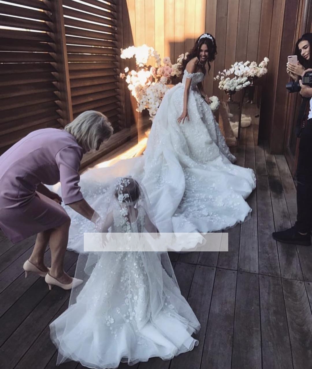 Sexy Off The Shoulder Lace Mermaid Wedding Dresses With Detachable Train Tulle 3D Flower Beaded Crystal Lace Up Back Vestido De Novia Custom