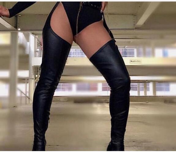 Thigh High Boots Over The Knee 2020 Stylish Runway High Heel Boots Leather Over the Knee Winter Women Shoes Thigh High Long Boots With Belts, Same as pictures
Thigh High Boots Over The Knee 2020 Stylish Runway High Heel Boots Leather Over the Knee Winter Women Shoes Thigh High Long Boots With Belts, Same as pictures